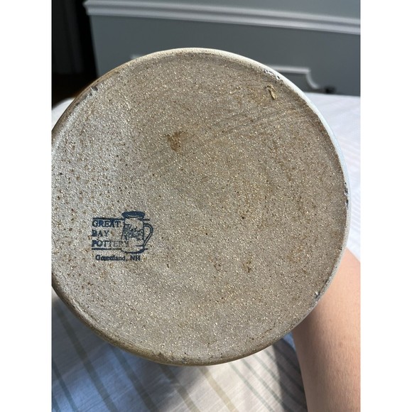 Great Bay Pottery Salt Glaze Crock Canister Bean Pot with Lid USA - Picture 12 of 12